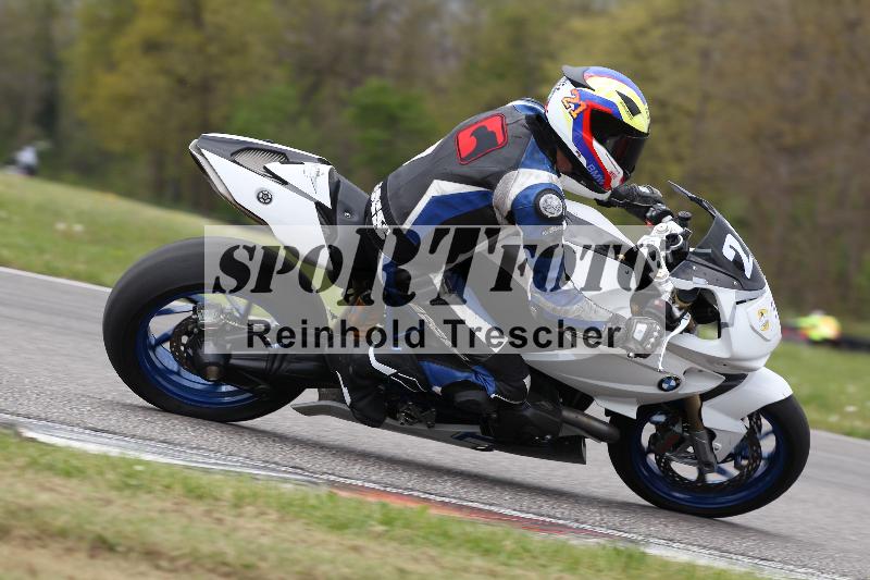 Archiv-2022/13 25.04.2022 Plüss Moto Sport ADR/Freies Fahren/20